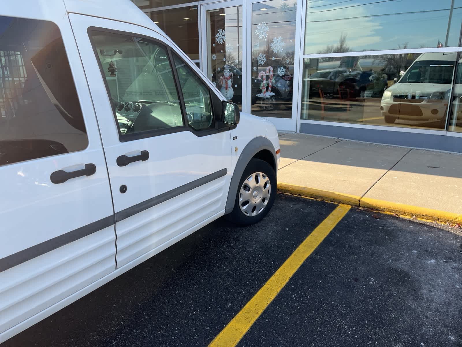 Thumbnail: 2013 Ford Transit Series - 11