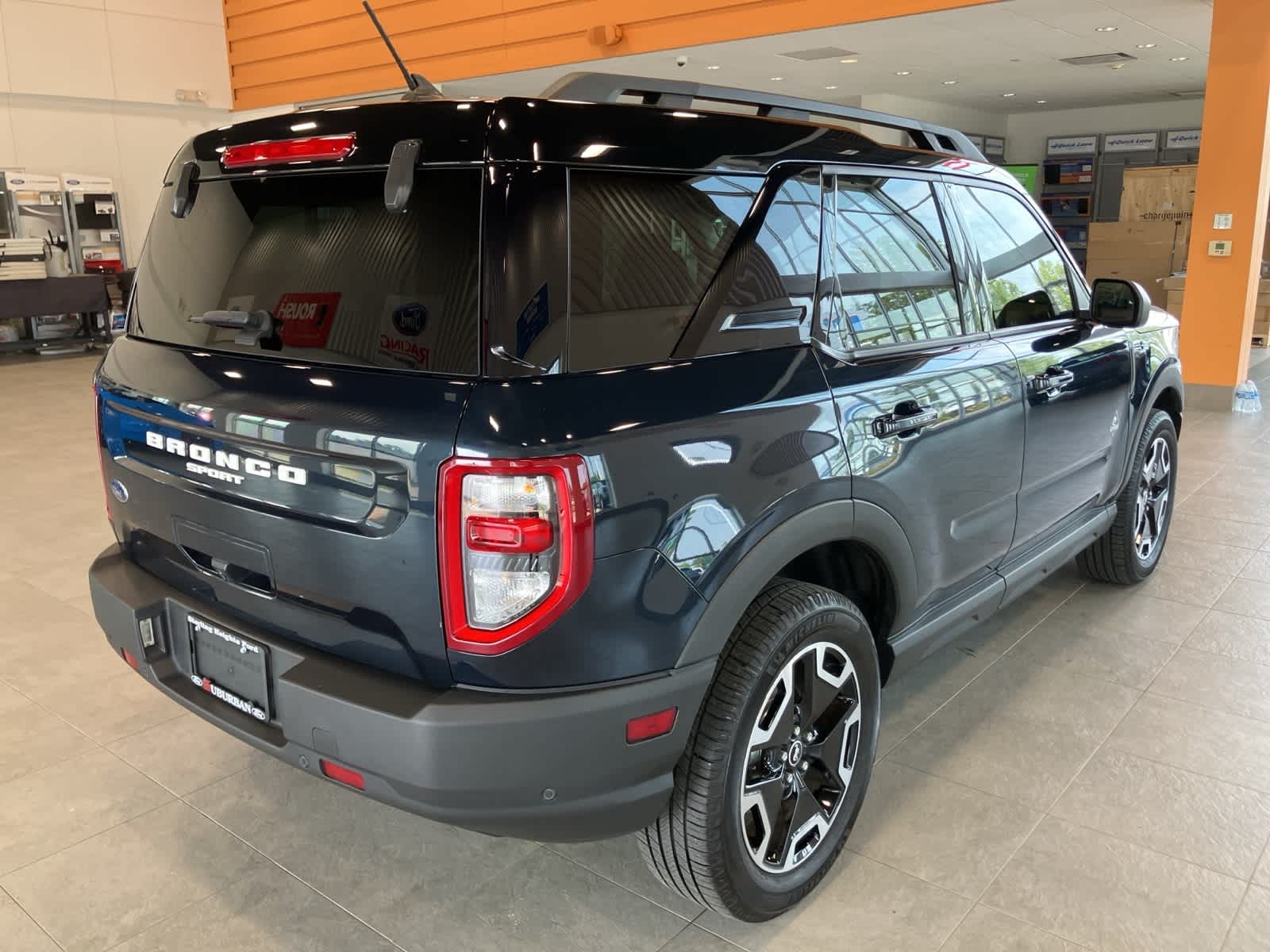 Thumbnail: 2022 Ford Bronco Sport - 5