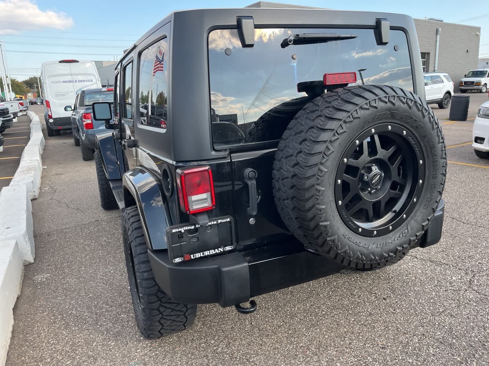 Thumbnail: 2019 Jeep Wrangler - 9