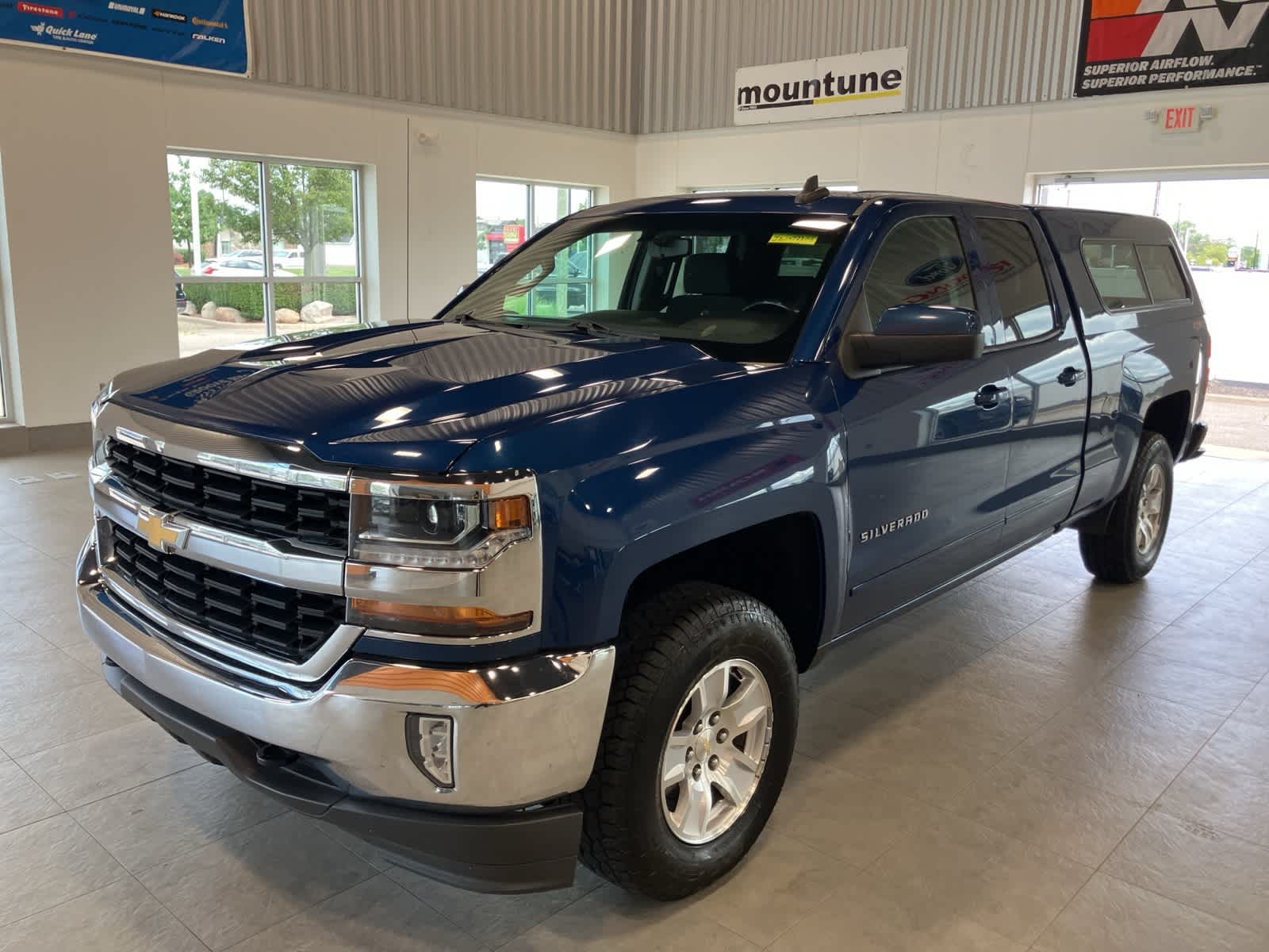 Thumbnail: 2018 Chevrolet Silverado 1500 - 1