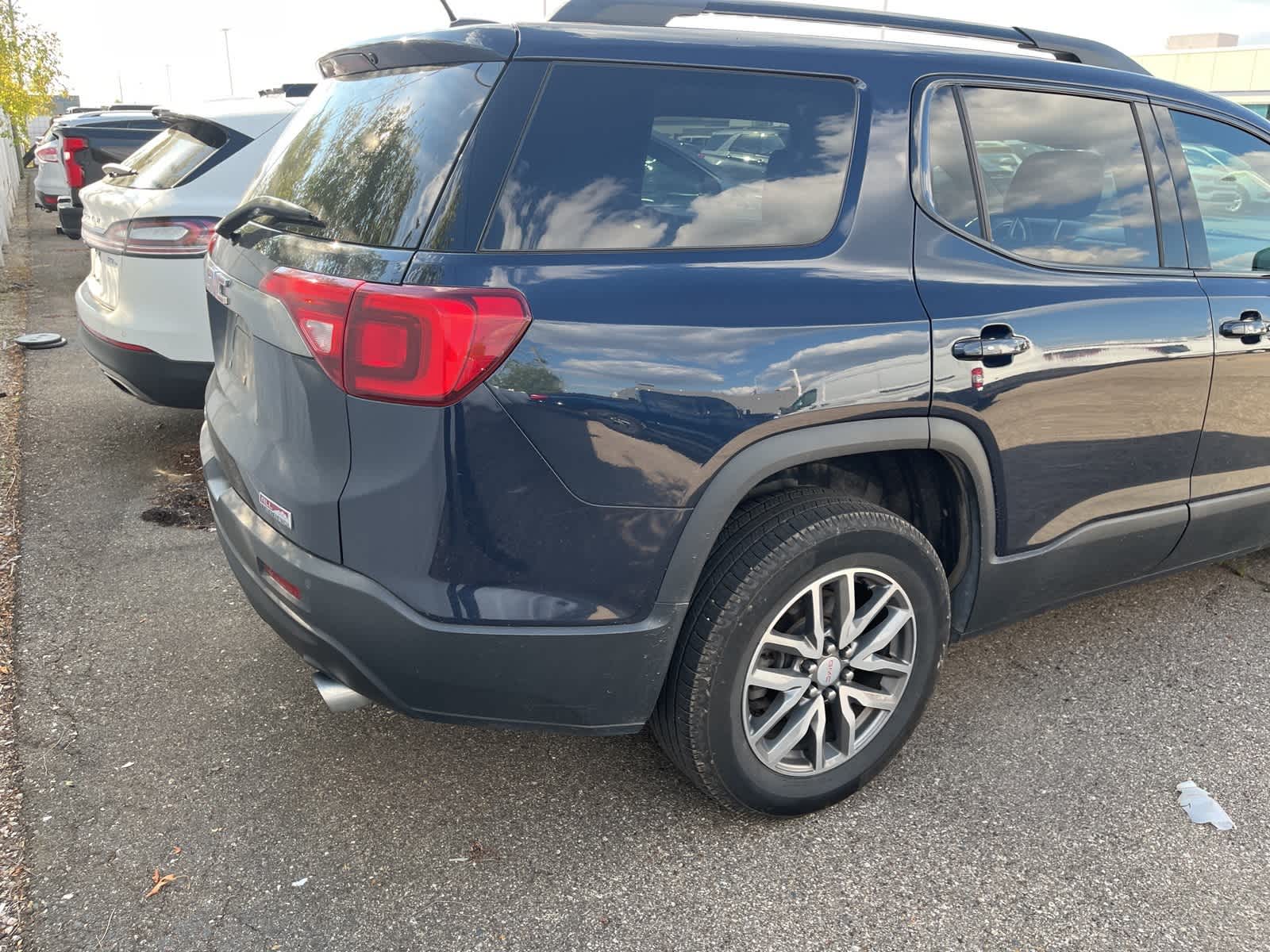 Thumbnail: 2017 GMC Acadia - 11