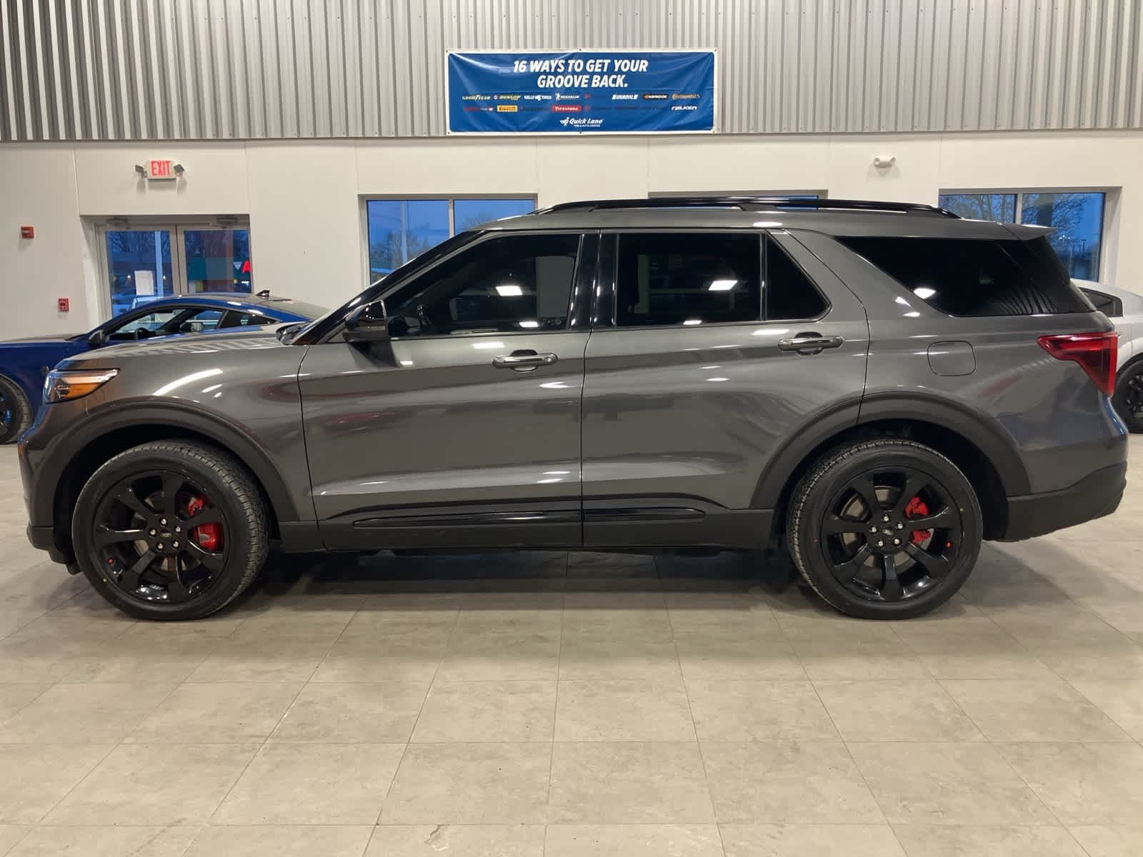 Thumbnail: 2020 Ford Explorer - 8