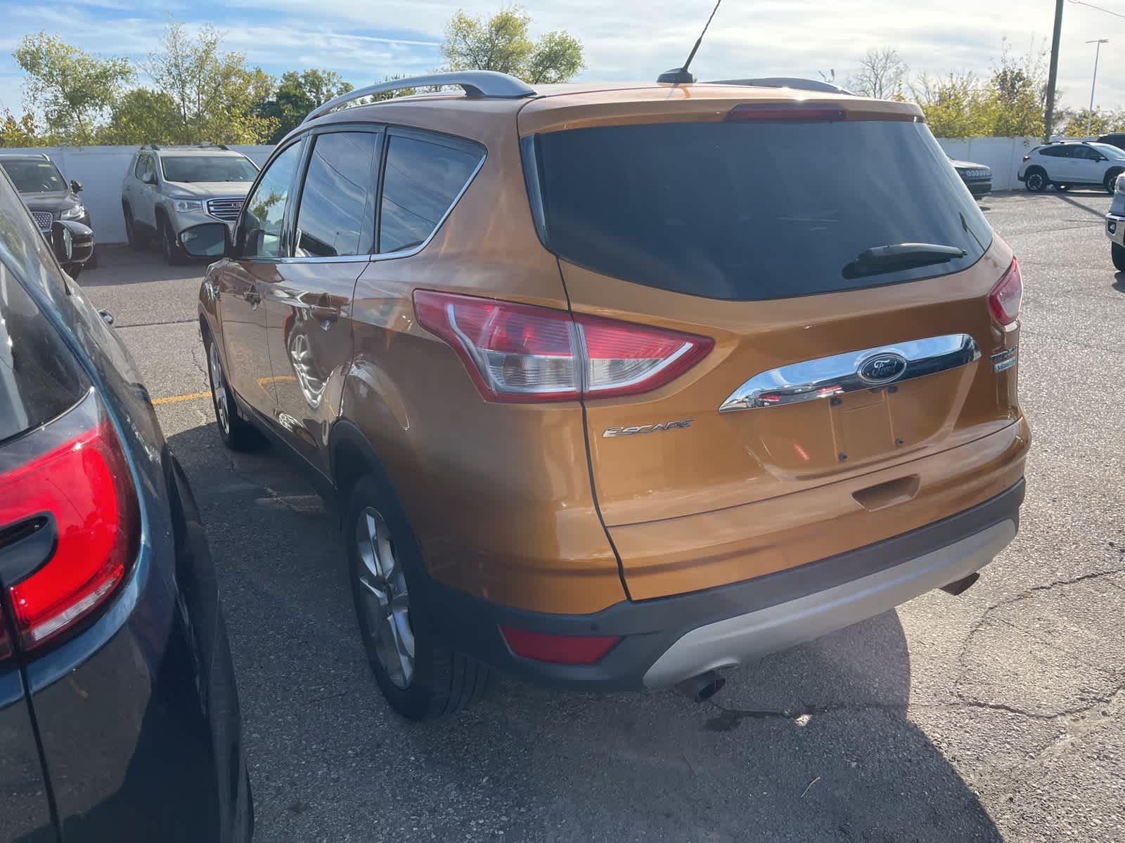 Thumbnail: 2016 Ford Escape - 8