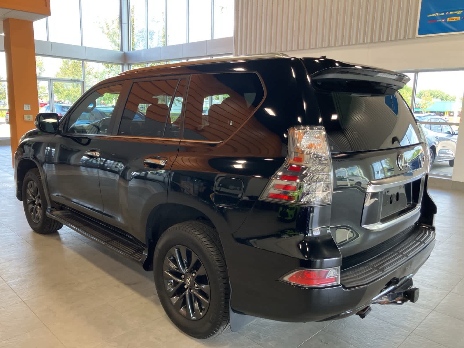 Thumbnail: 2021 Lexus GX - 7