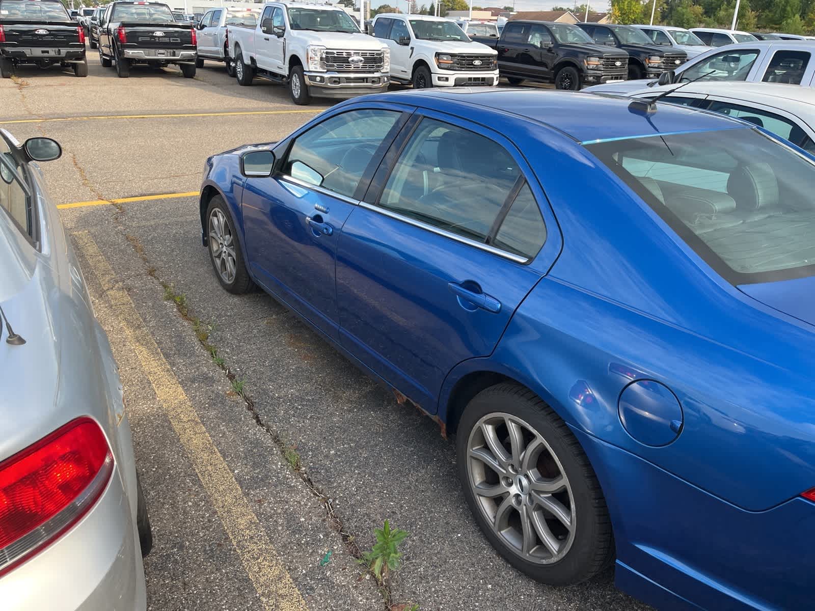 Thumbnail: 2011 Ford Fusion - 11