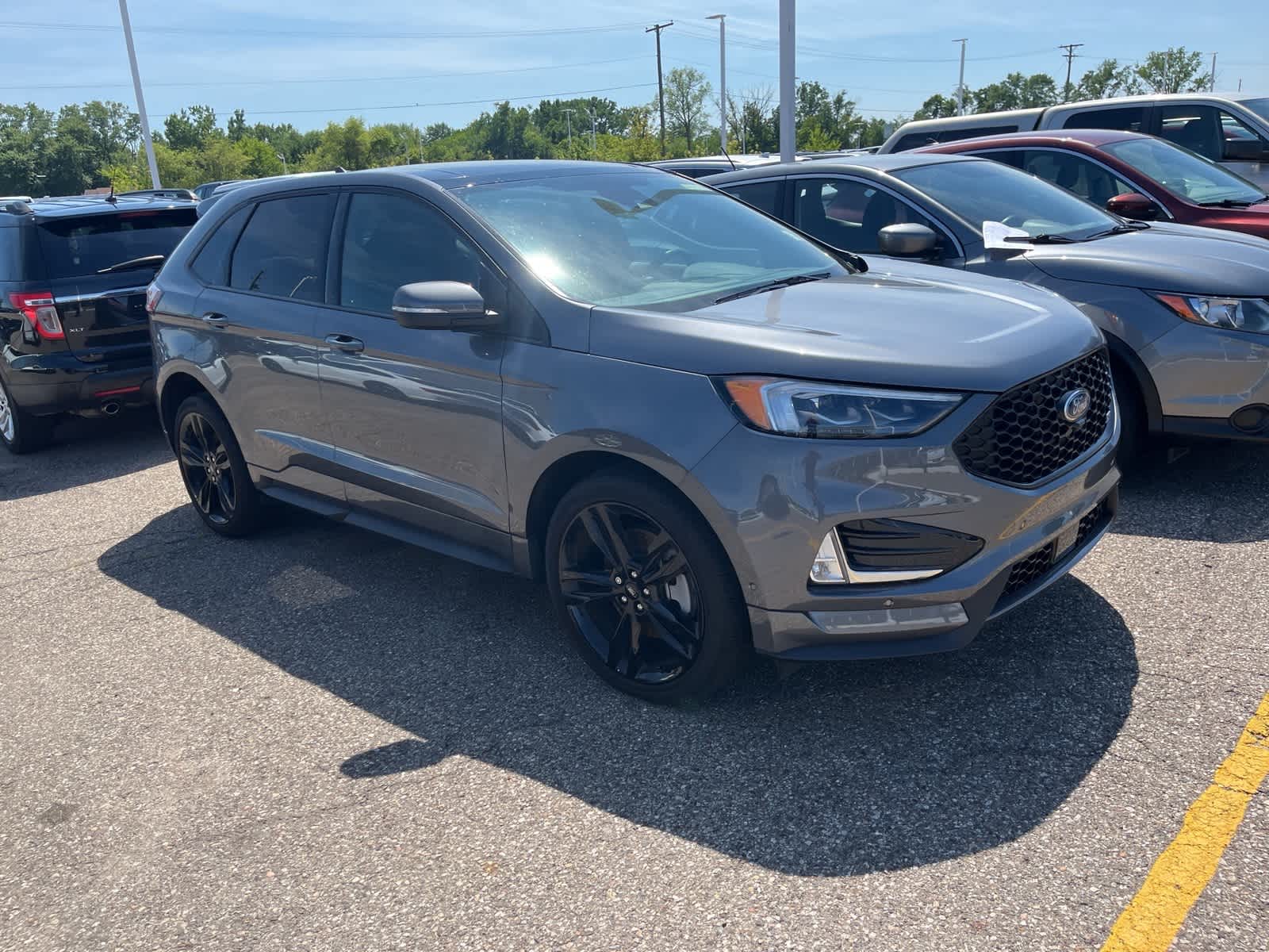 Thumbnail: 2024 Ford Edge - 15