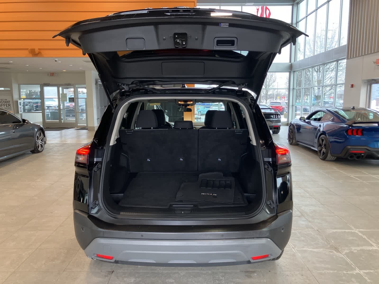 Thumbnail: 2023 Nissan Rogue - 25