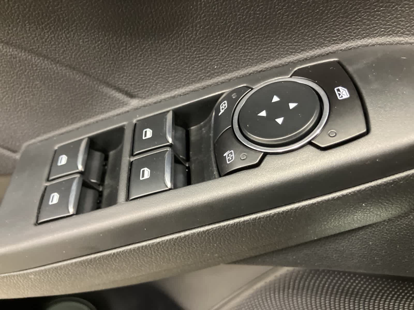 Thumbnail: 2023 Ford Escape - 13