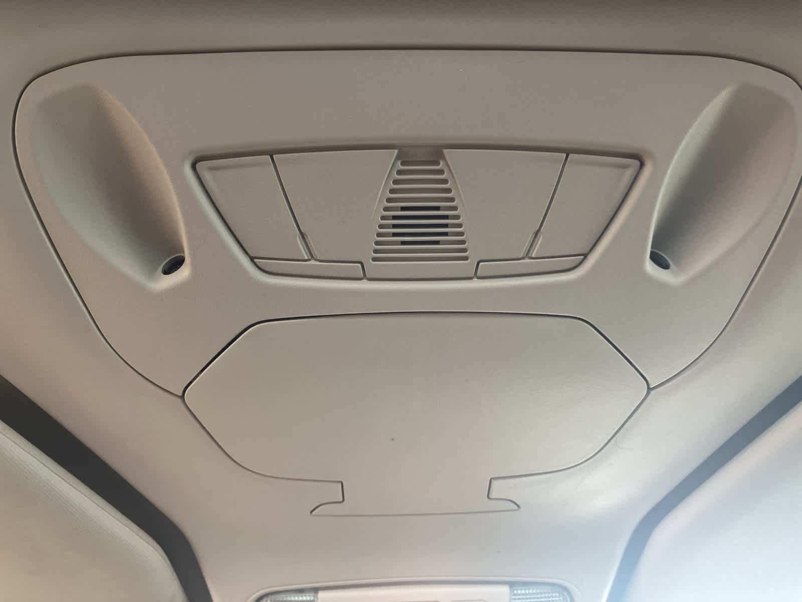 Thumbnail: 2022 Ford Transit Series - 19