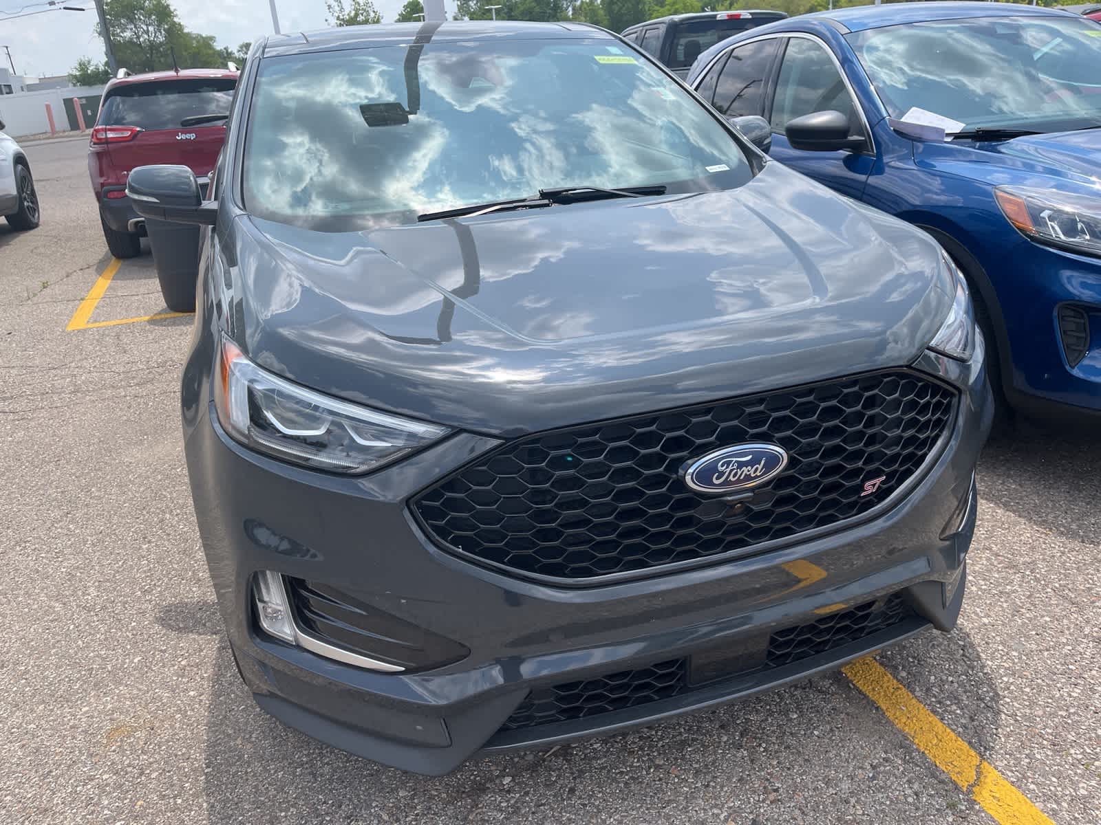 2021 Ford Edge ST 18