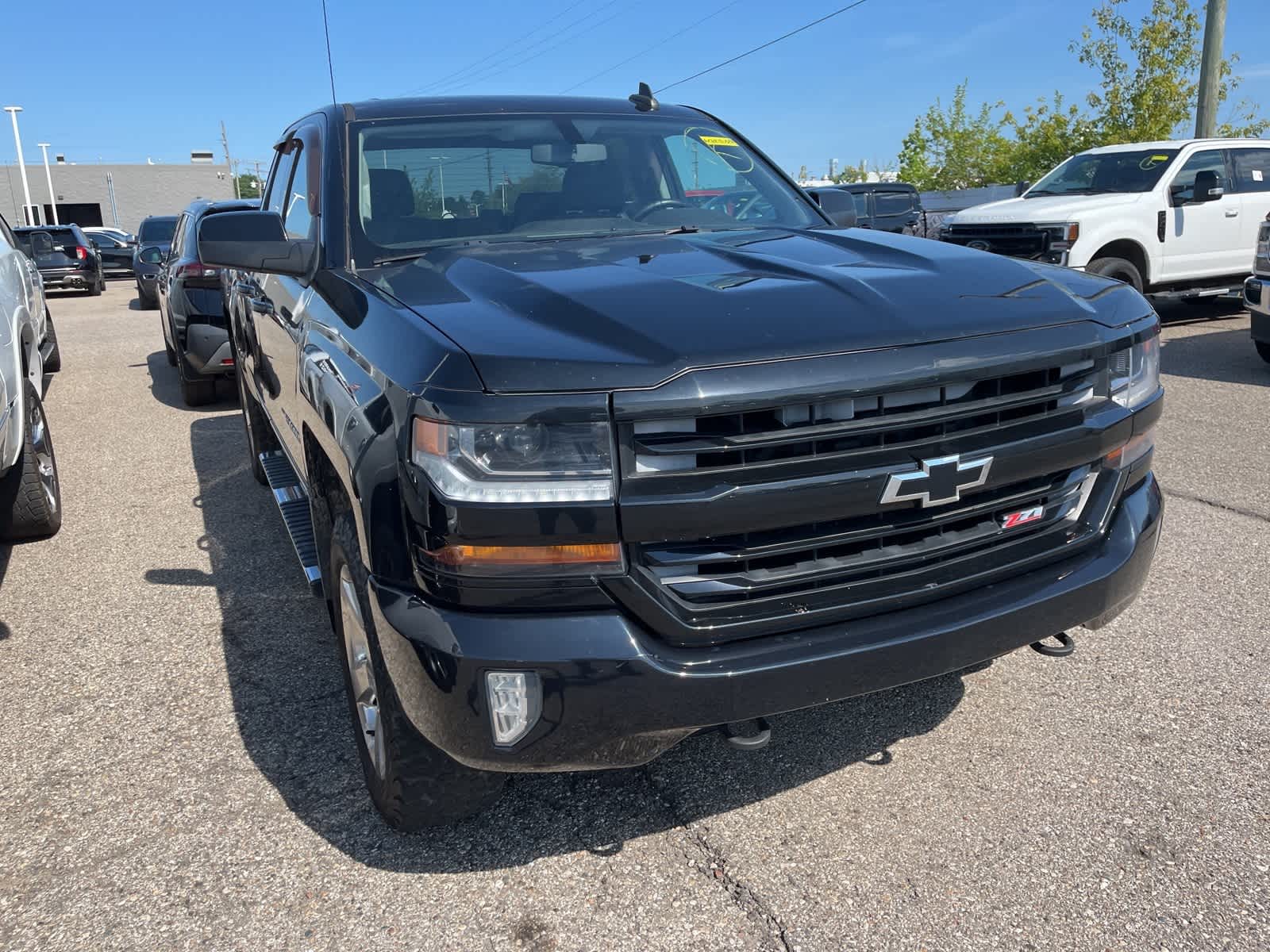 Thumbnail: 2016 Chevrolet Silverado 1500 - 19