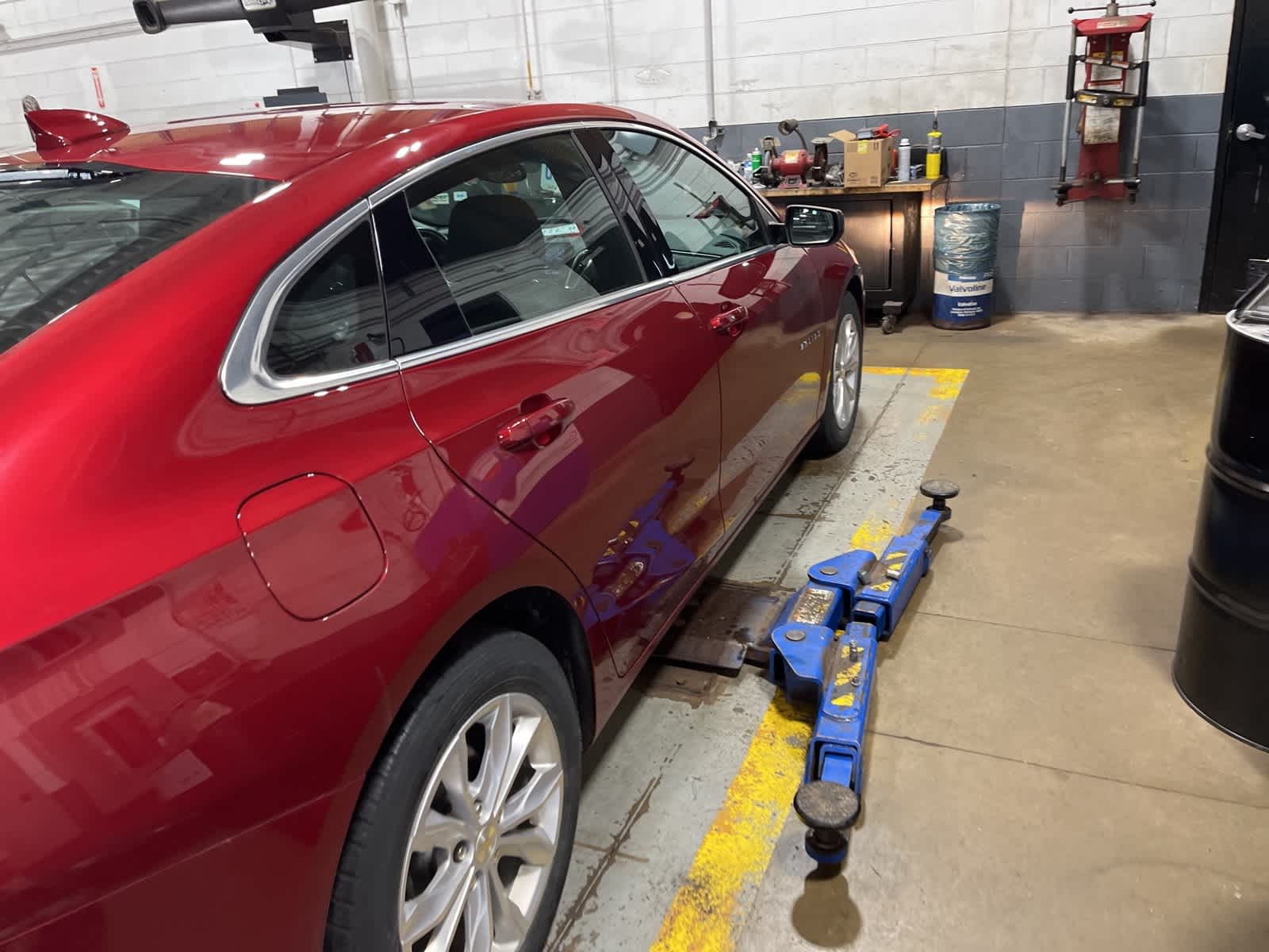 Thumbnail: 2019 Chevrolet Malibu - 16