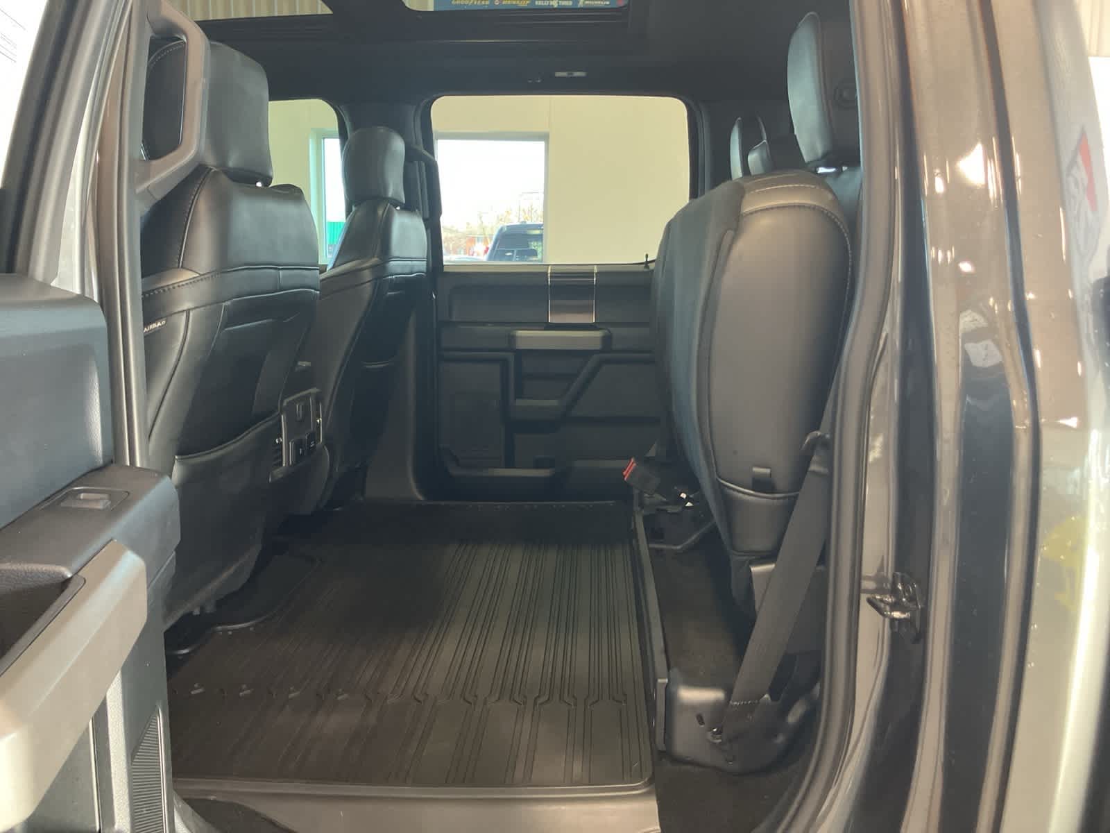 Thumbnail: 2019 Ford F-150 - 31