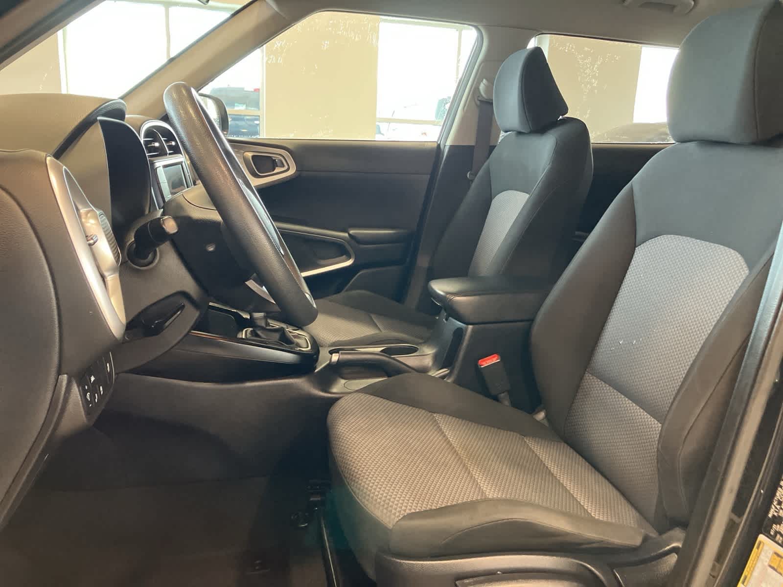 Thumbnail: 2022 Kia Soul - 10