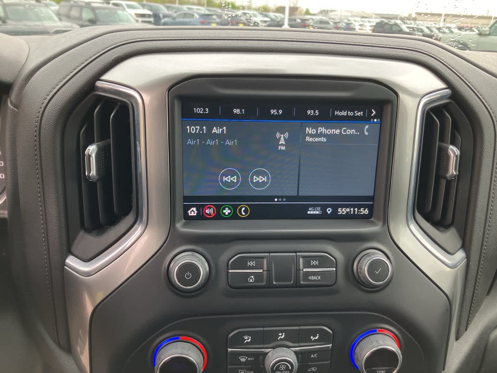 Thumbnail: 2022 Chevrolet Silverado 3500 - 16
