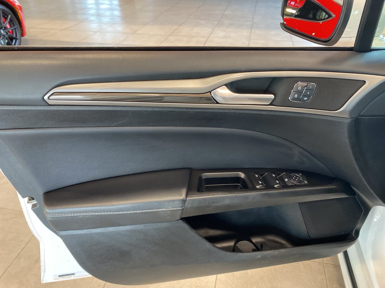 Thumbnail: 2018 Ford Fusion - 18