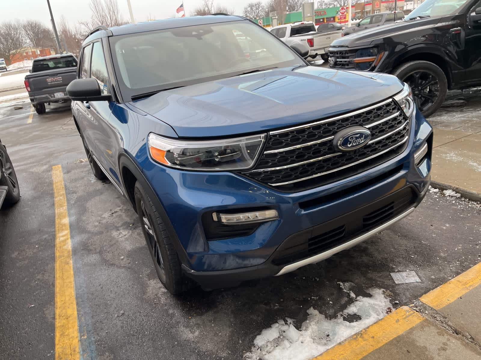 Thumbnail: 2023 Ford Explorer - 25