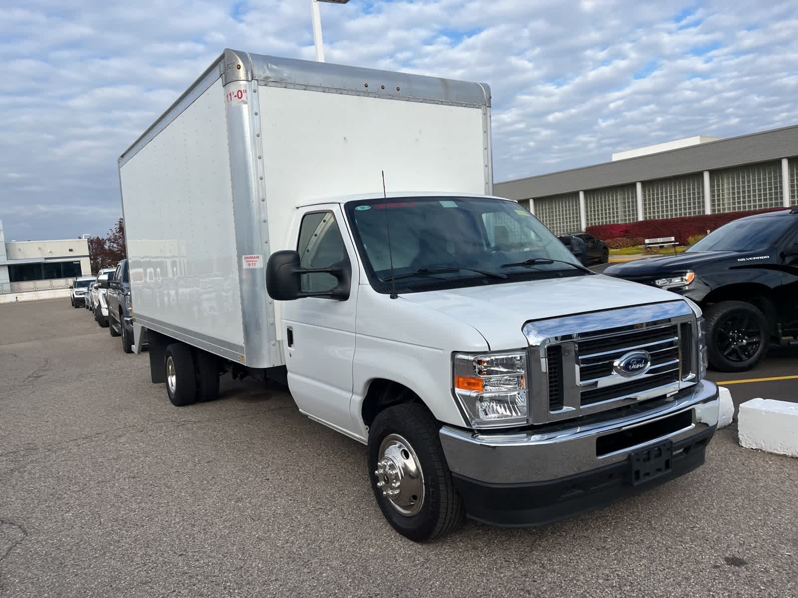 Thumbnail: 2024 Ford Econoline - 24