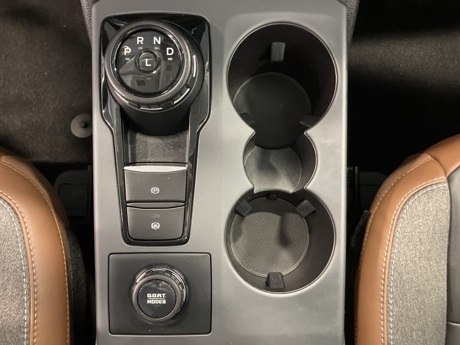 Thumbnail: 2023 Ford Bronco Sport - 18