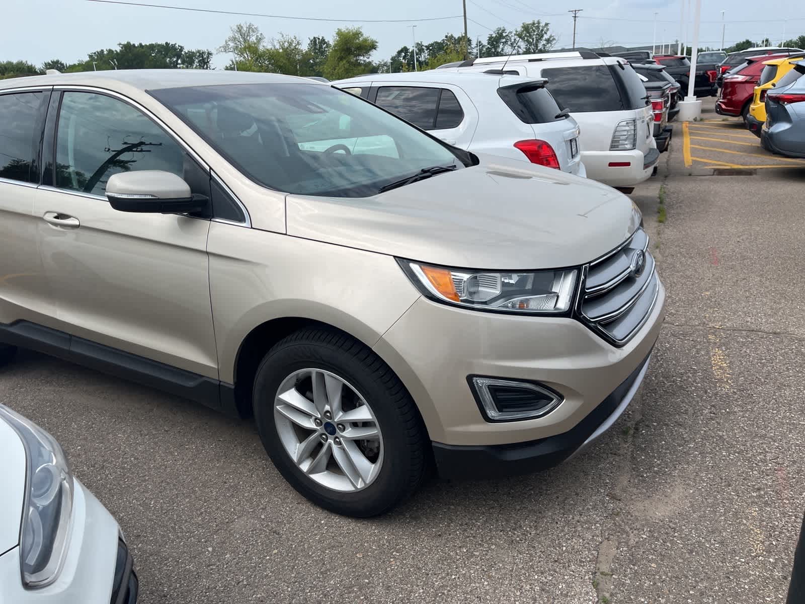 Thumbnail: 2018 Ford Edge - 18