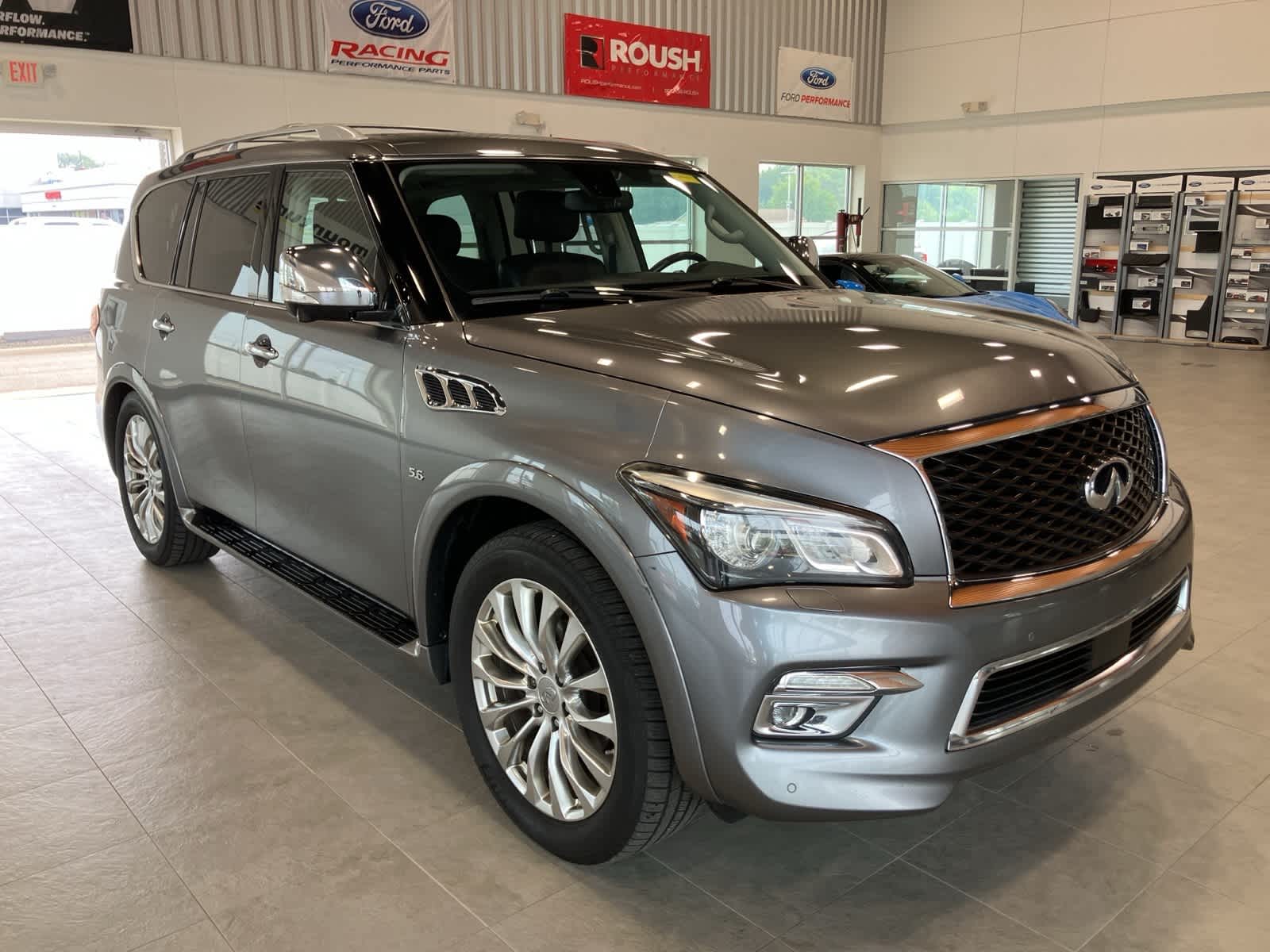Thumbnail: 2015 INFINITI QX80 - 3
