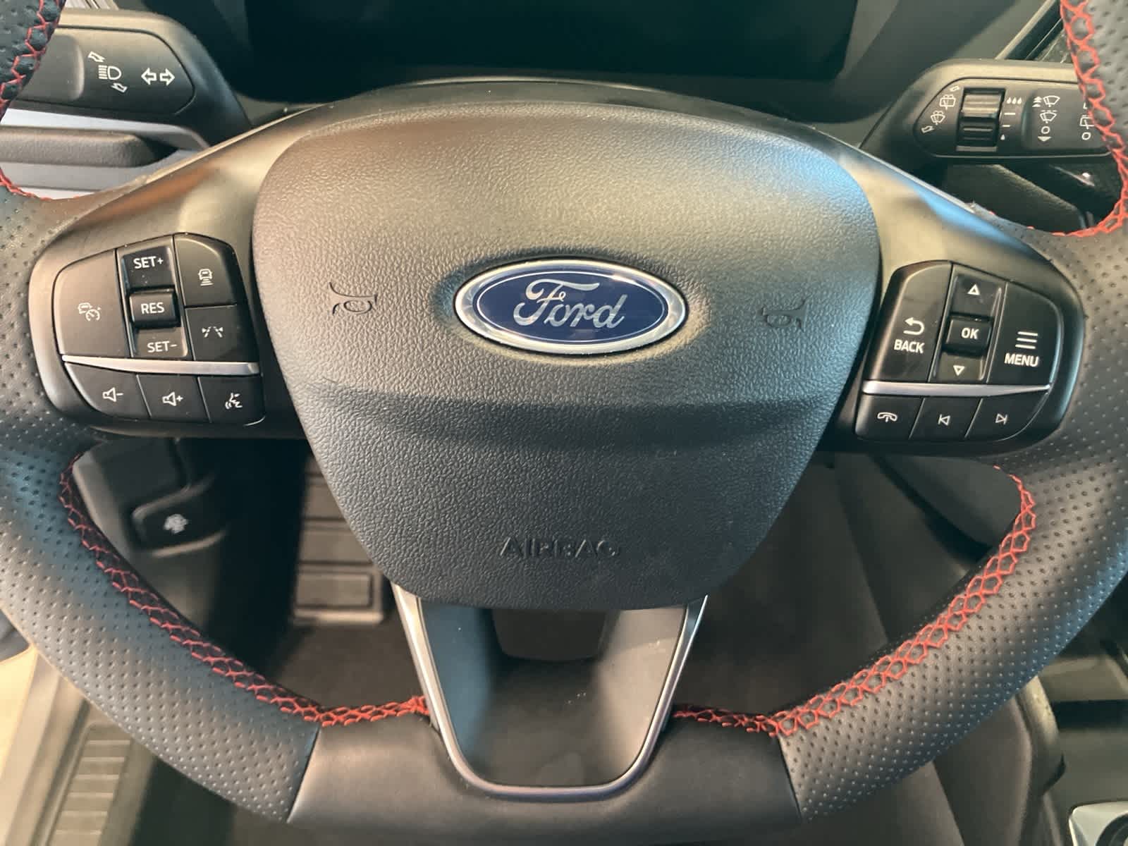 Thumbnail: 2023 Ford Escape - 15