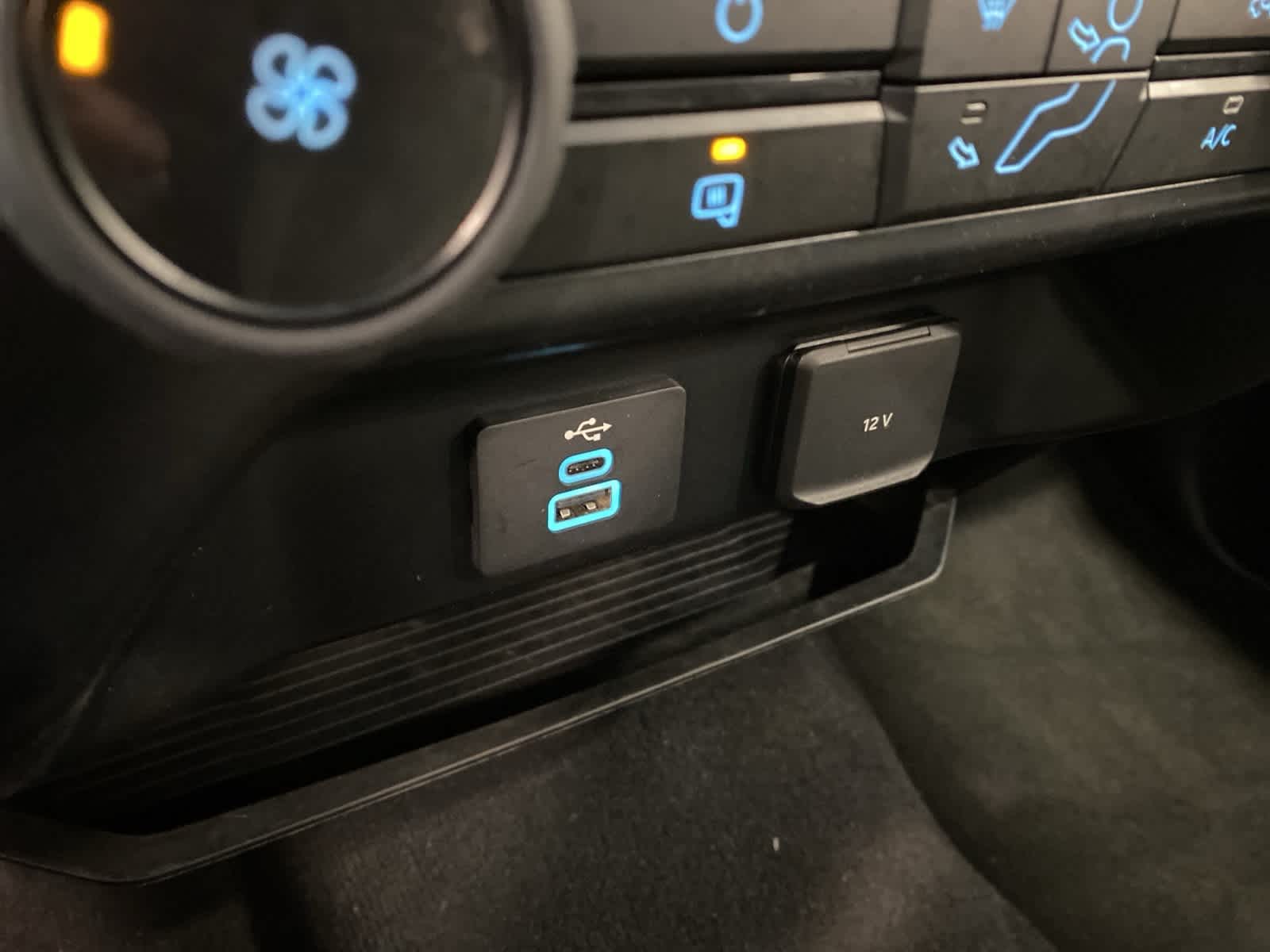 Thumbnail: 2024 Ford Econoline - 26