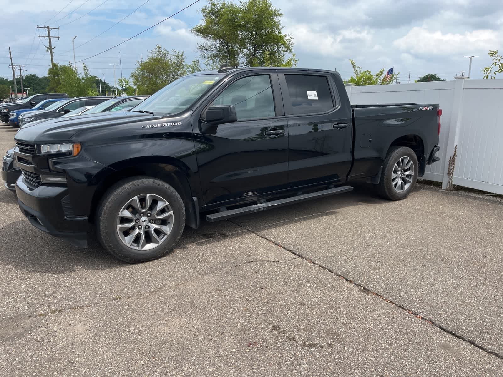 Thumbnail: 2021 Chevrolet Silverado 1500 - 4