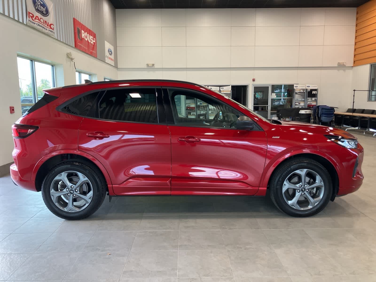 Thumbnail: 2023 Ford Escape - 4