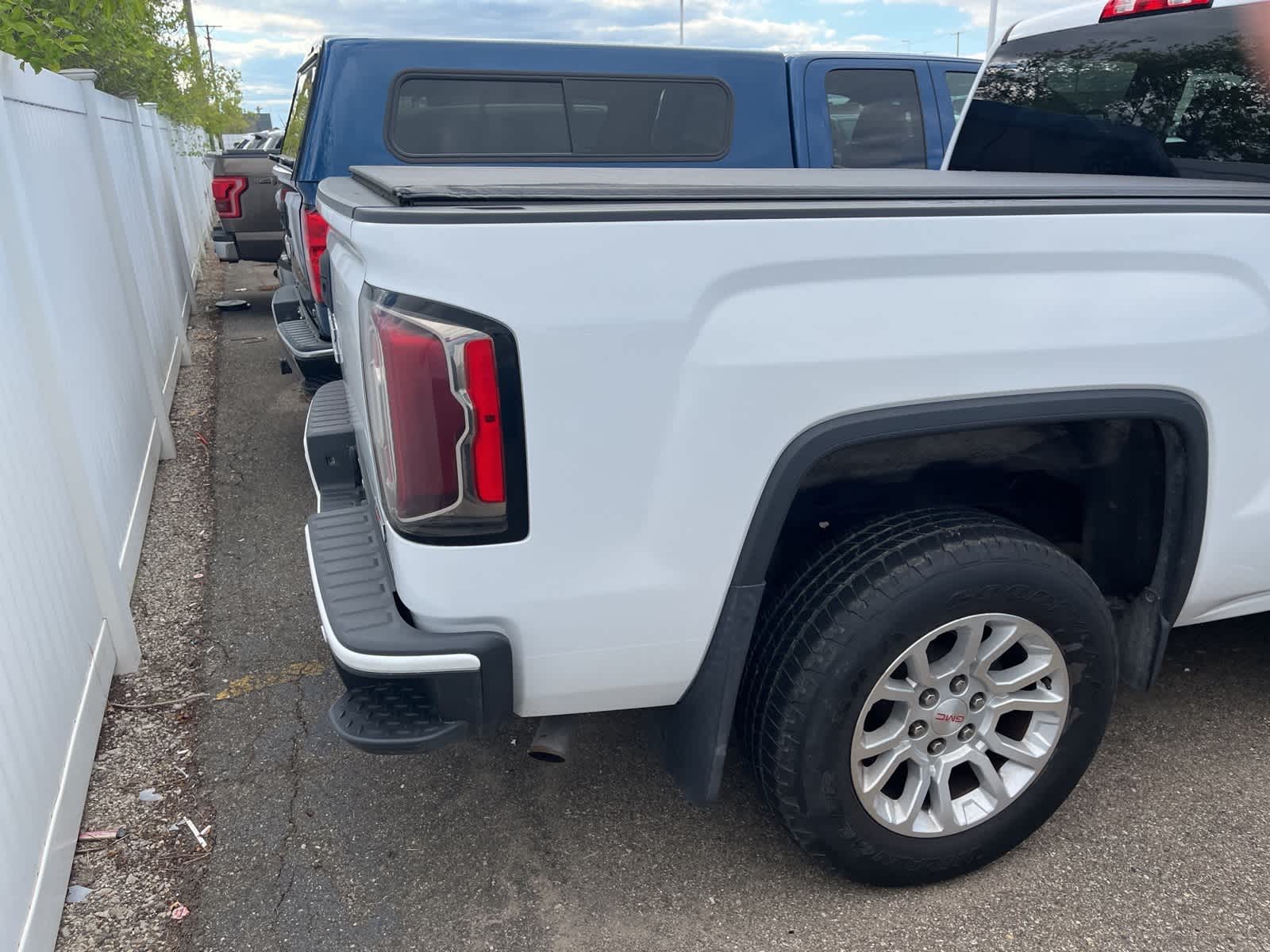 Thumbnail: 2016 GMC Sierra 1500 - 13