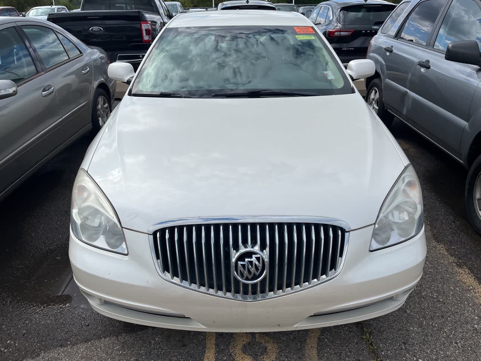 Thumbnail: 2010 Buick Lucerne - 22