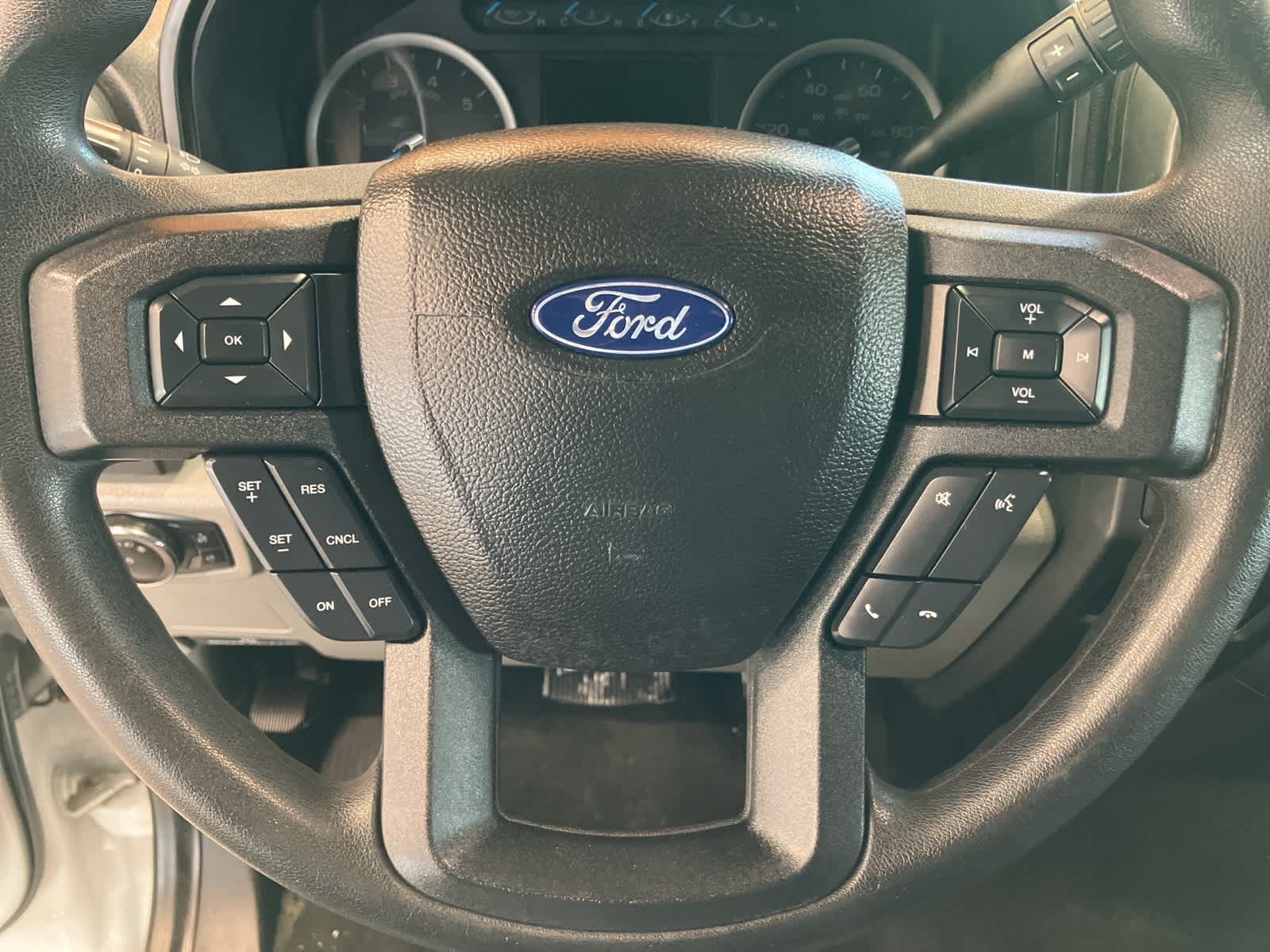 Thumbnail: 2017 Ford Econoline - 16