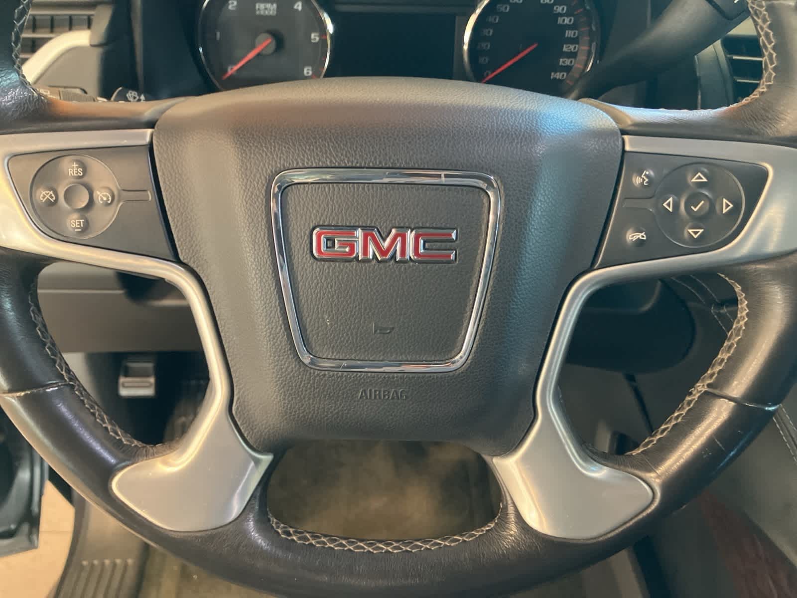 Thumbnail: 2016 GMC Yukon - 16