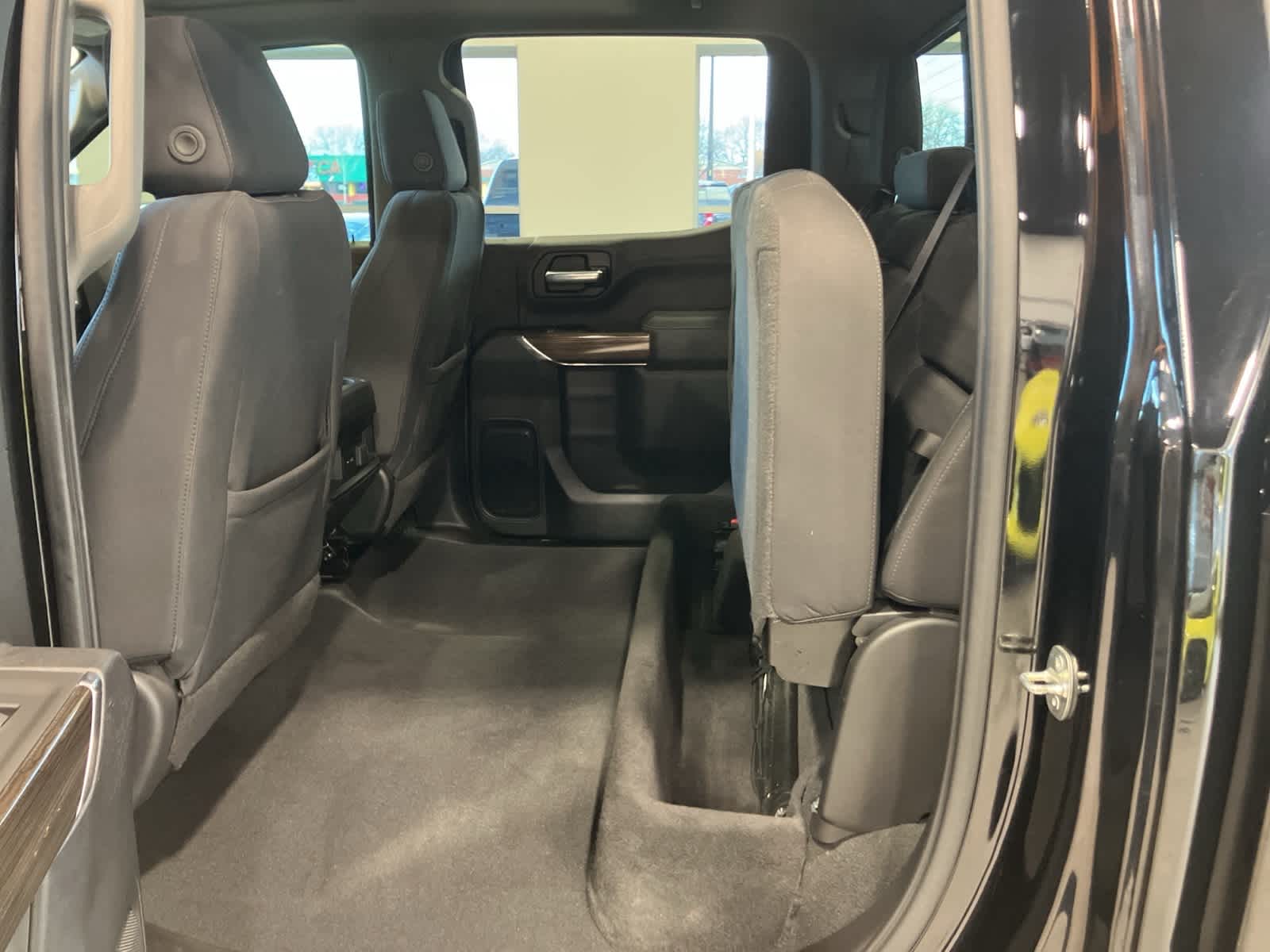 Thumbnail: 2021 Chevrolet Silverado 1500 - 29