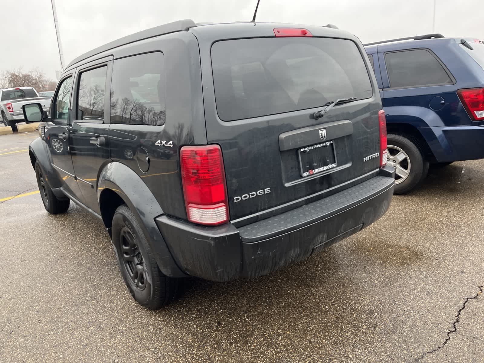 Thumbnail: 2009 Dodge Nitro - 11