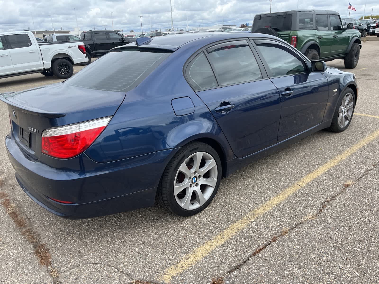 Thumbnail: 2009 BMW 5 Series - 15