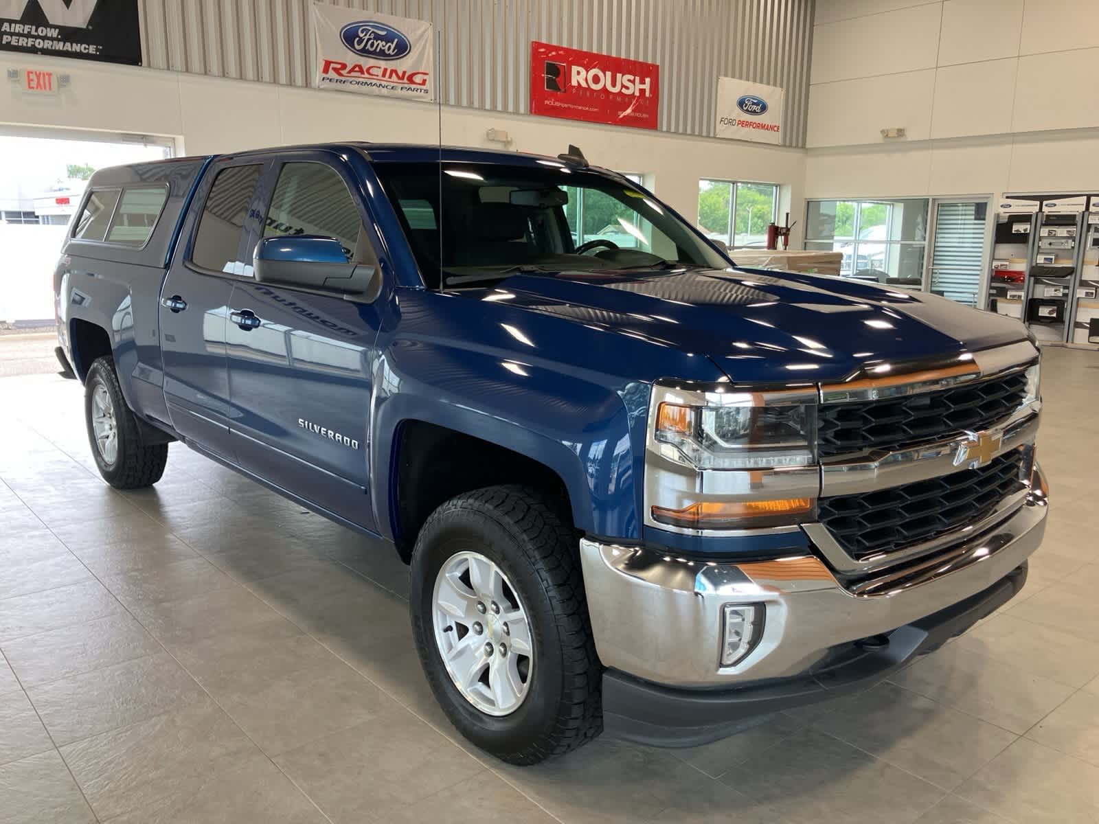 Thumbnail: 2018 Chevrolet Silverado 1500 - 3