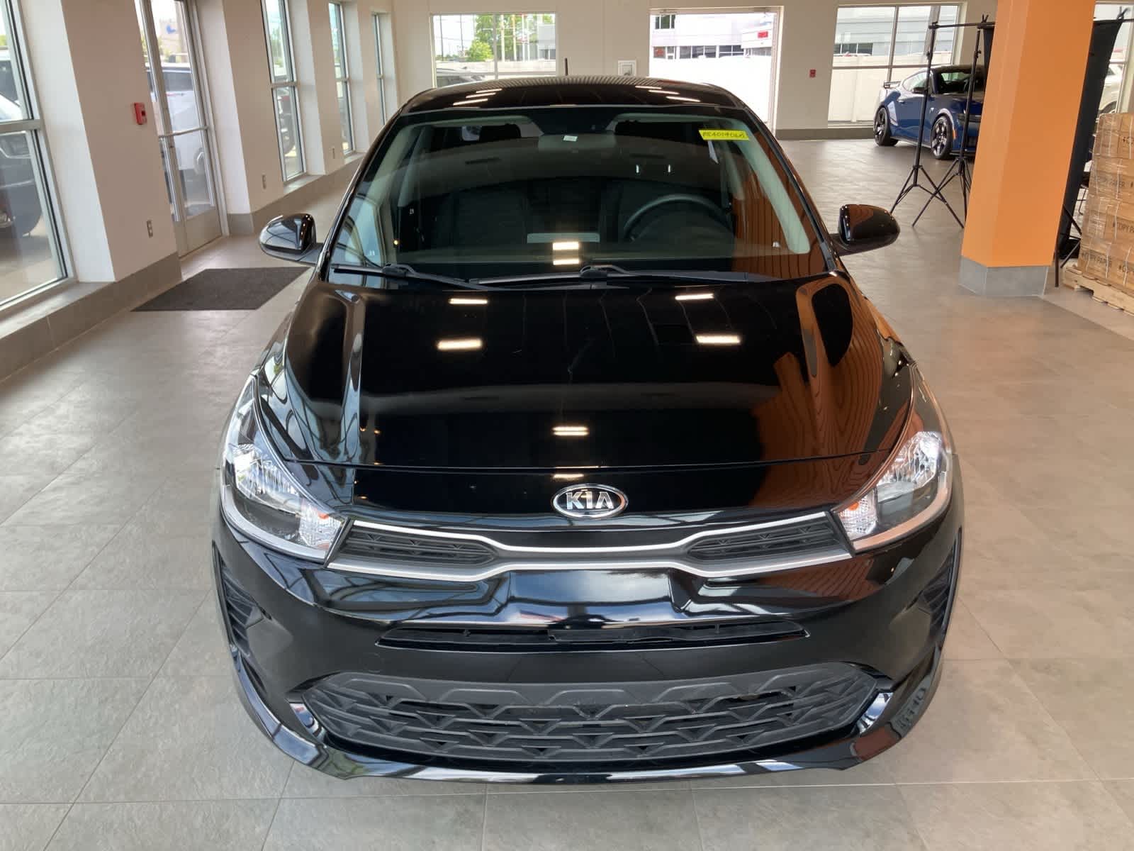 Thumbnail: 2021 Kia Rio - 3