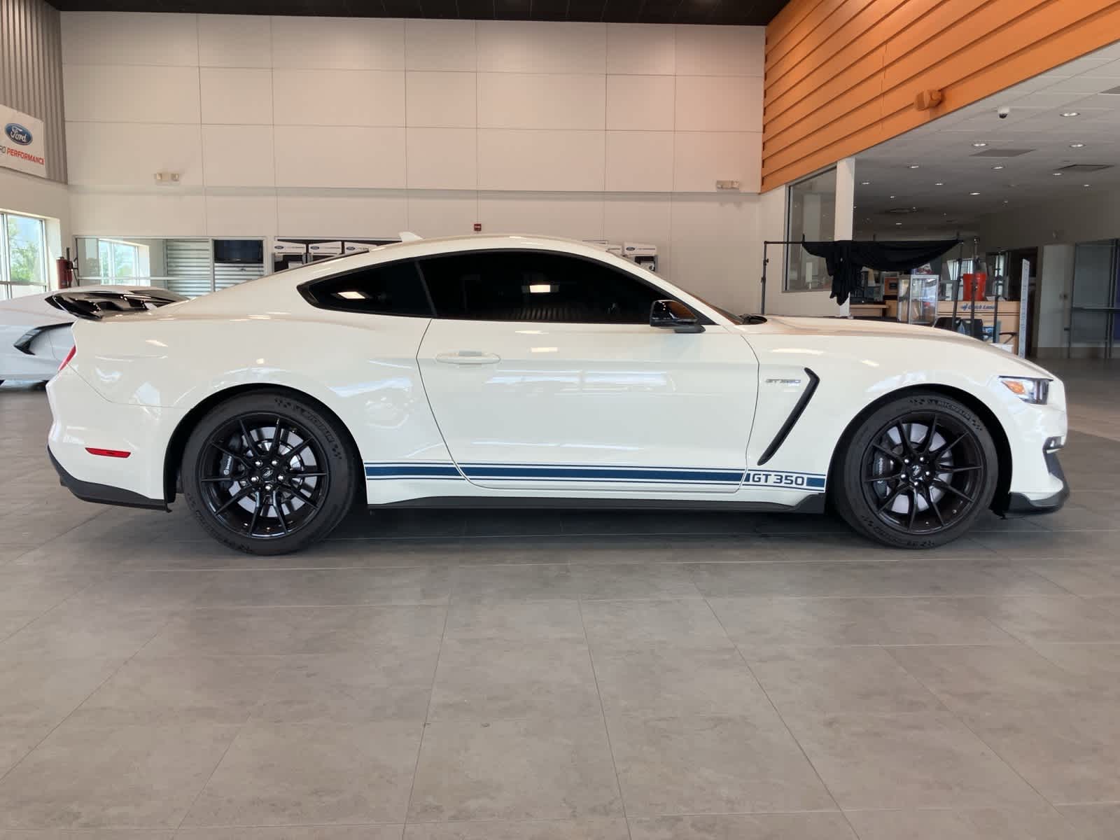 Thumbnail: 2020 Ford Mustang - 4