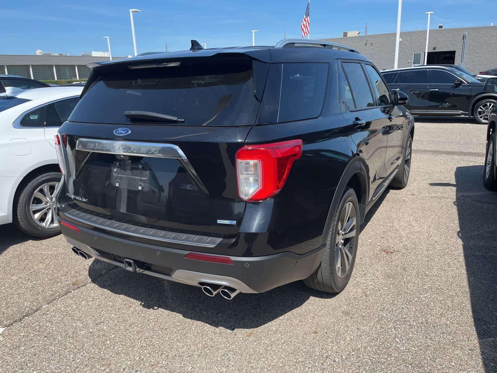 Thumbnail: 2020 Ford Explorer - 13