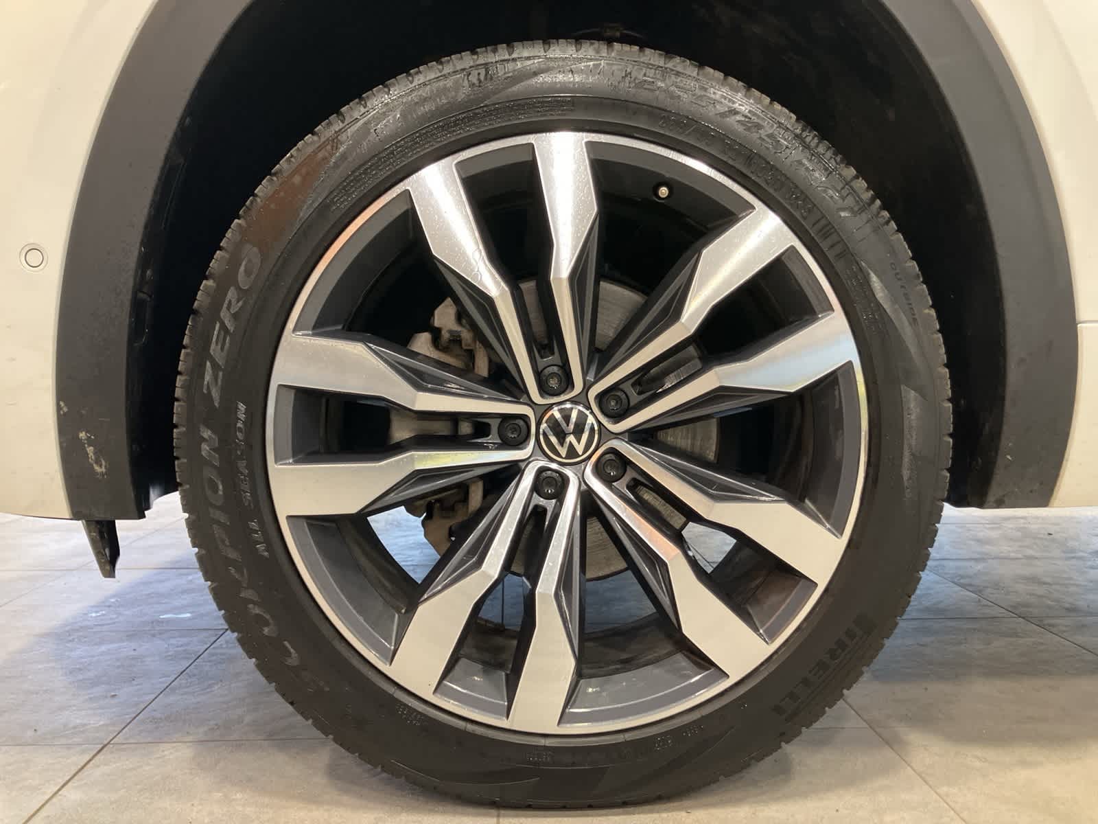 Thumbnail: 2023 Volkswagen Atlas - 9