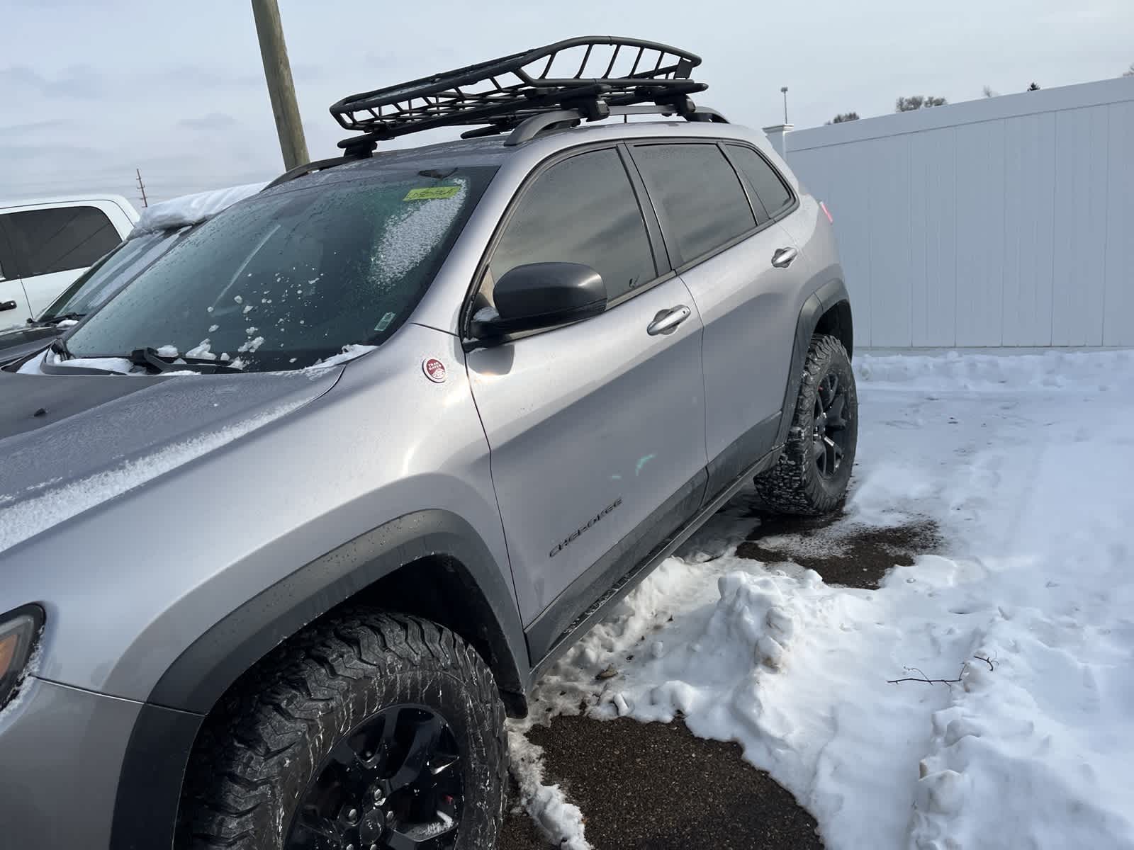 Thumbnail: 2020 Jeep Cherokee - 7