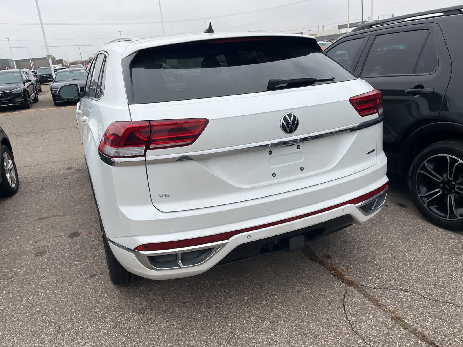 Thumbnail: 2023 Volkswagen Atlas - 13