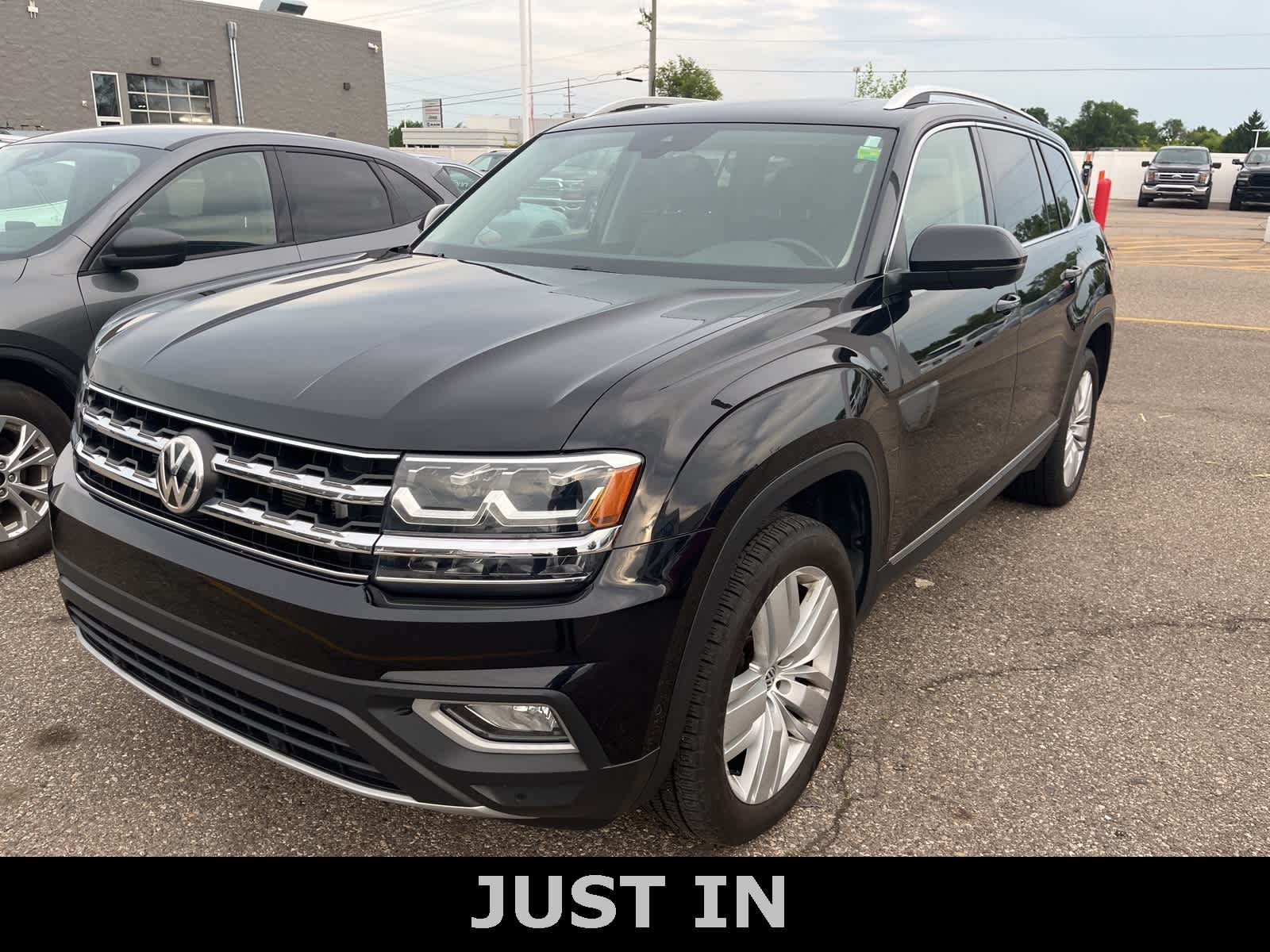 Thumbnail: 2018 Volkswagen Atlas - 1