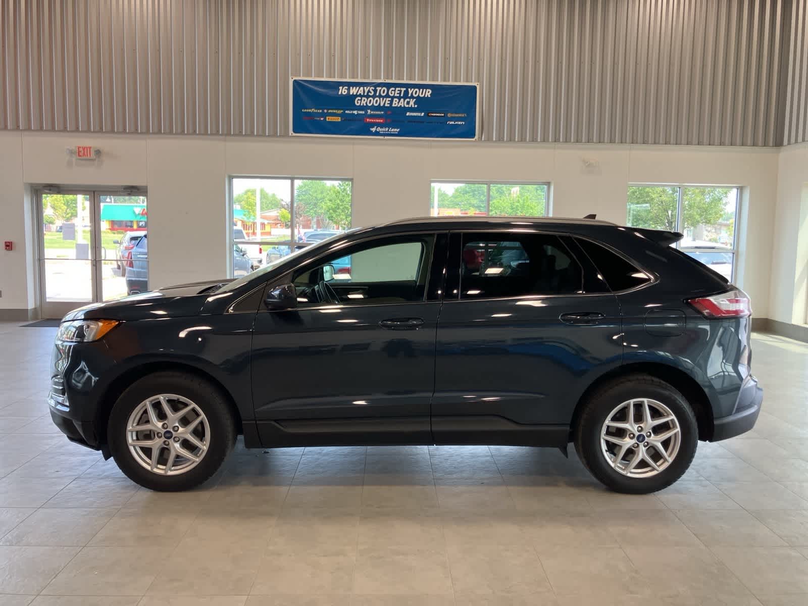 Thumbnail: 2022 Ford Edge - 8