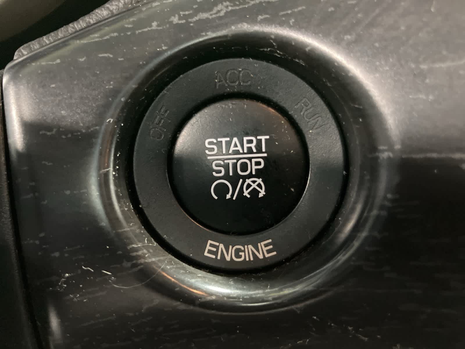 Thumbnail: 2014 Jeep Grand Cherokee - 17