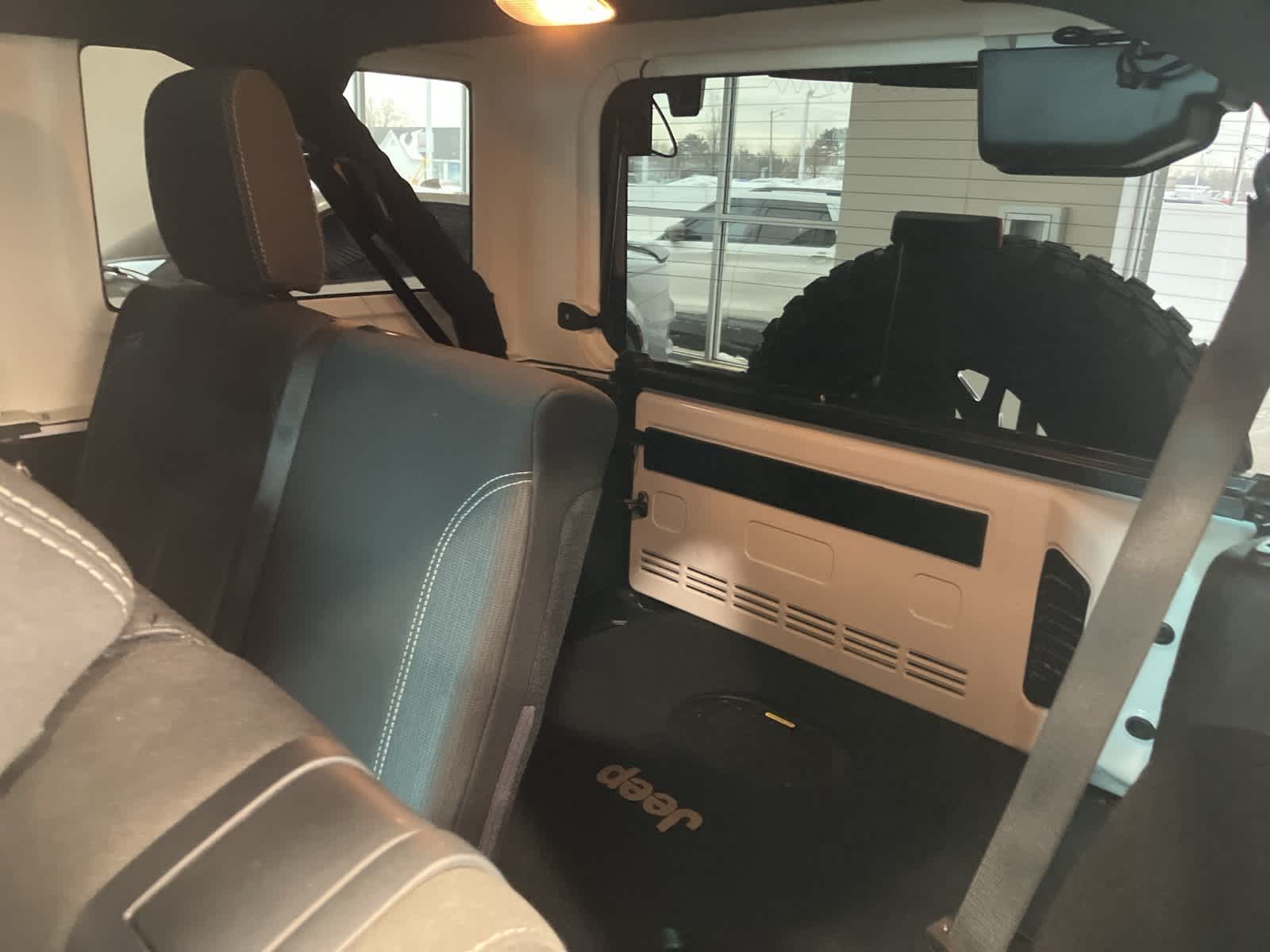 Thumbnail: 2016 Jeep Wrangler - 22