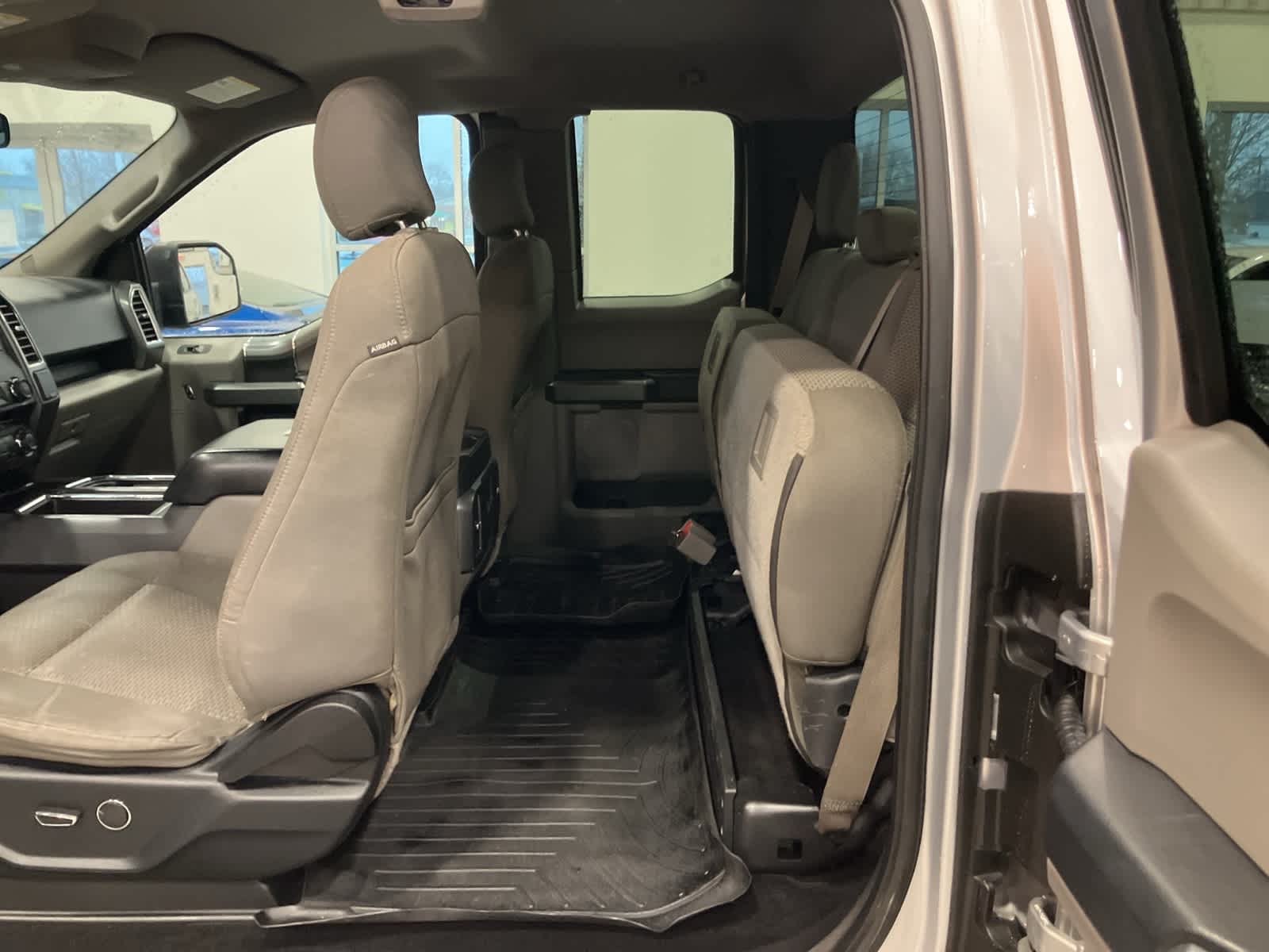 Thumbnail: 2016 Ford F-150 - 27