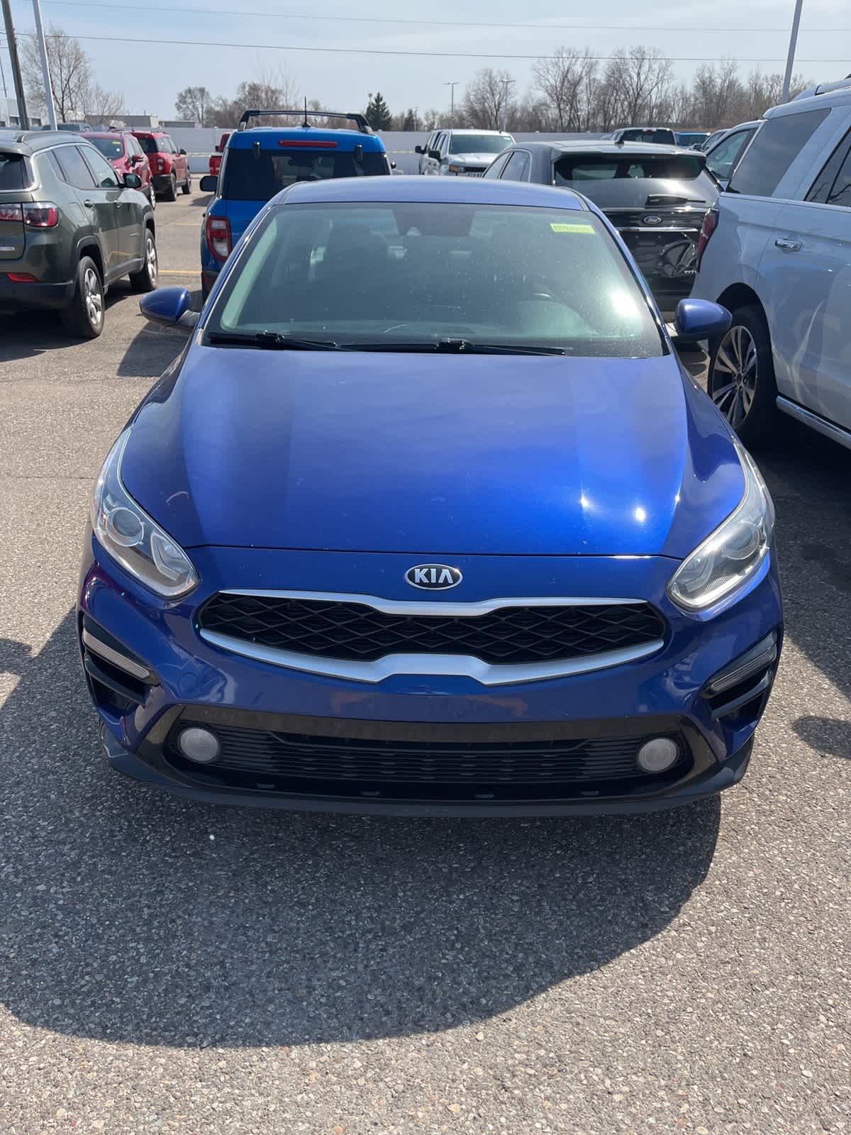 Thumbnail: 2019 Kia Forte - 9