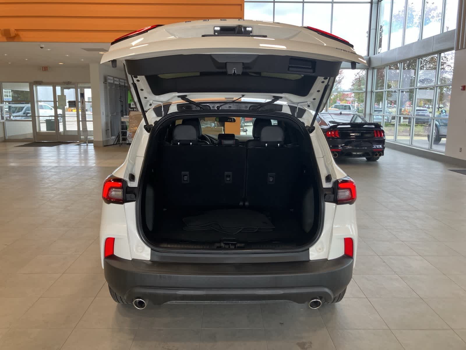 Thumbnail: 2025 Ford Escape - 25